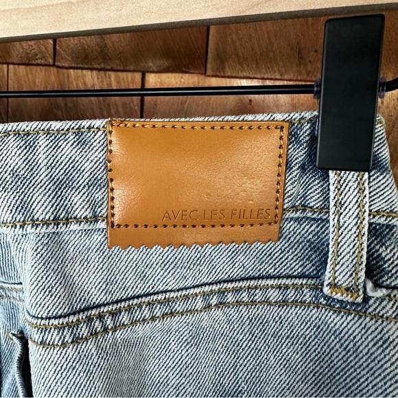 Avec Les Filles Ripped High Waisted Mom Jeans Distressed Straight Leg Size 28 - Picture 10 of 10